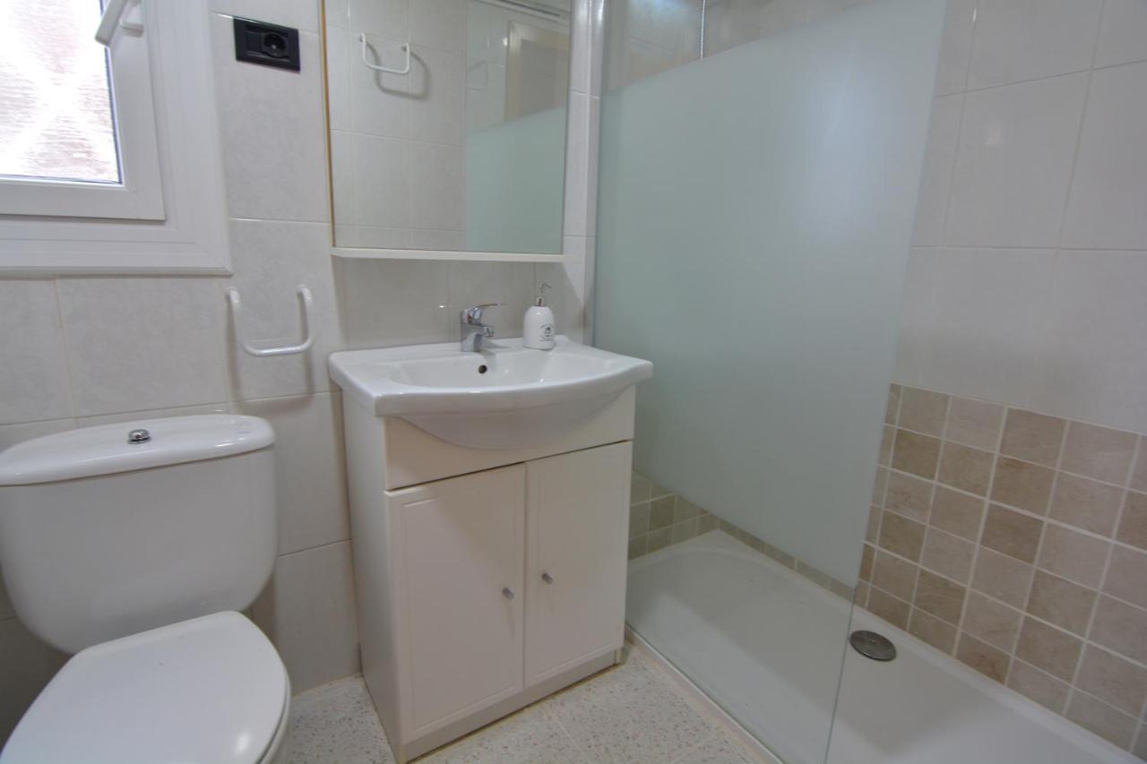 Apartamento En Planta Baja Appartamento Pineda de Mar Esterno foto