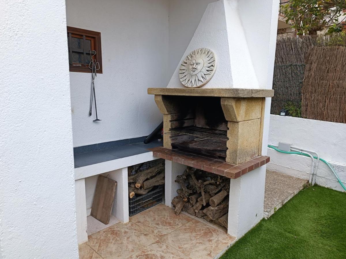 Apartamento En Planta Baja Appartamento Pineda de Mar Esterno foto